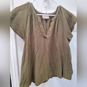 Universal Thread Olive Green Top XL